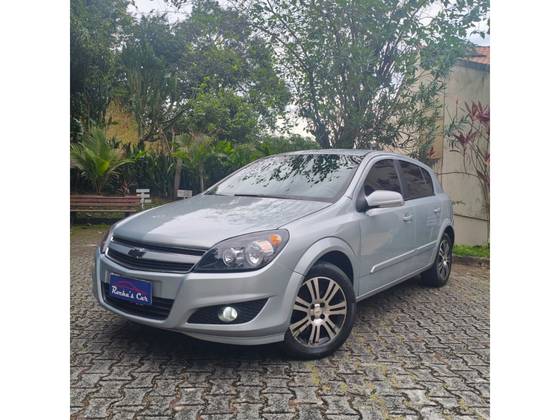CHEVROLET VECTRA 2.0 MPFI GT HATCH 8V FLEX 4P MANUAL CHEVROLET VECTRA 2.0 MPFI GT HATCH 8V FLEX 4P MANUAL